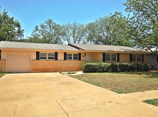3104 40th St, Lubbock, TX 79413