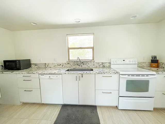 Little Morongo Rd — Photo 6