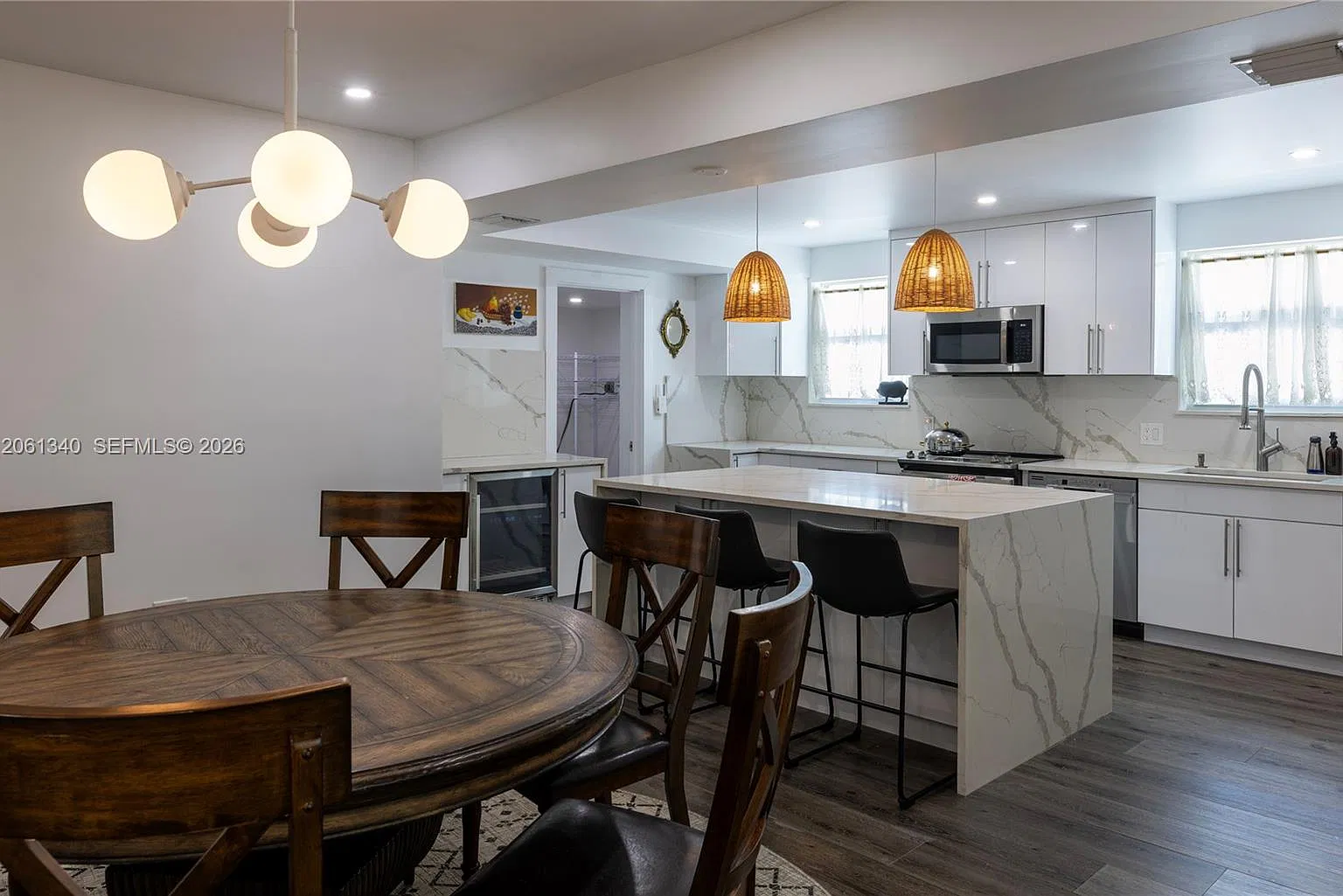 3 bed, 2.0 bath, 1600 sqft, $6,000 — Photo 4