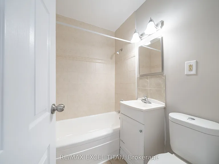 468 Ottawa St N #436D — Photo 9