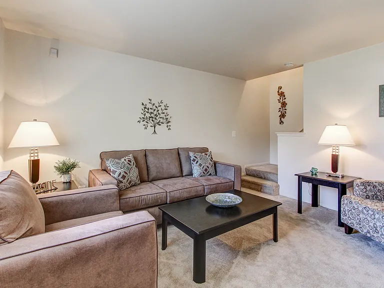 The Hamptons of Brownstown Apartments — Photo 1