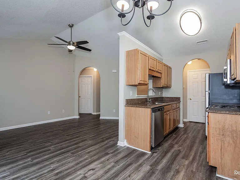 3361 Hunting Wood Ct — Photo 3