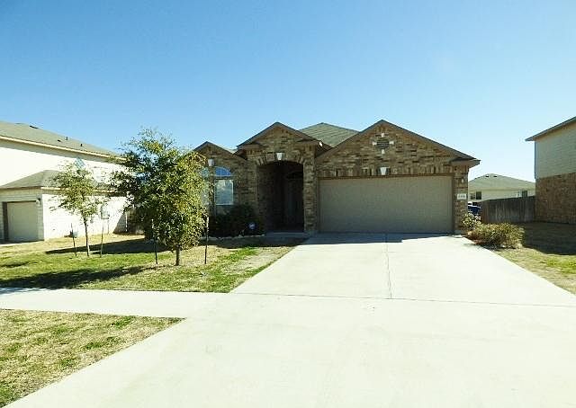 1st image of 2304 Ryan Dr