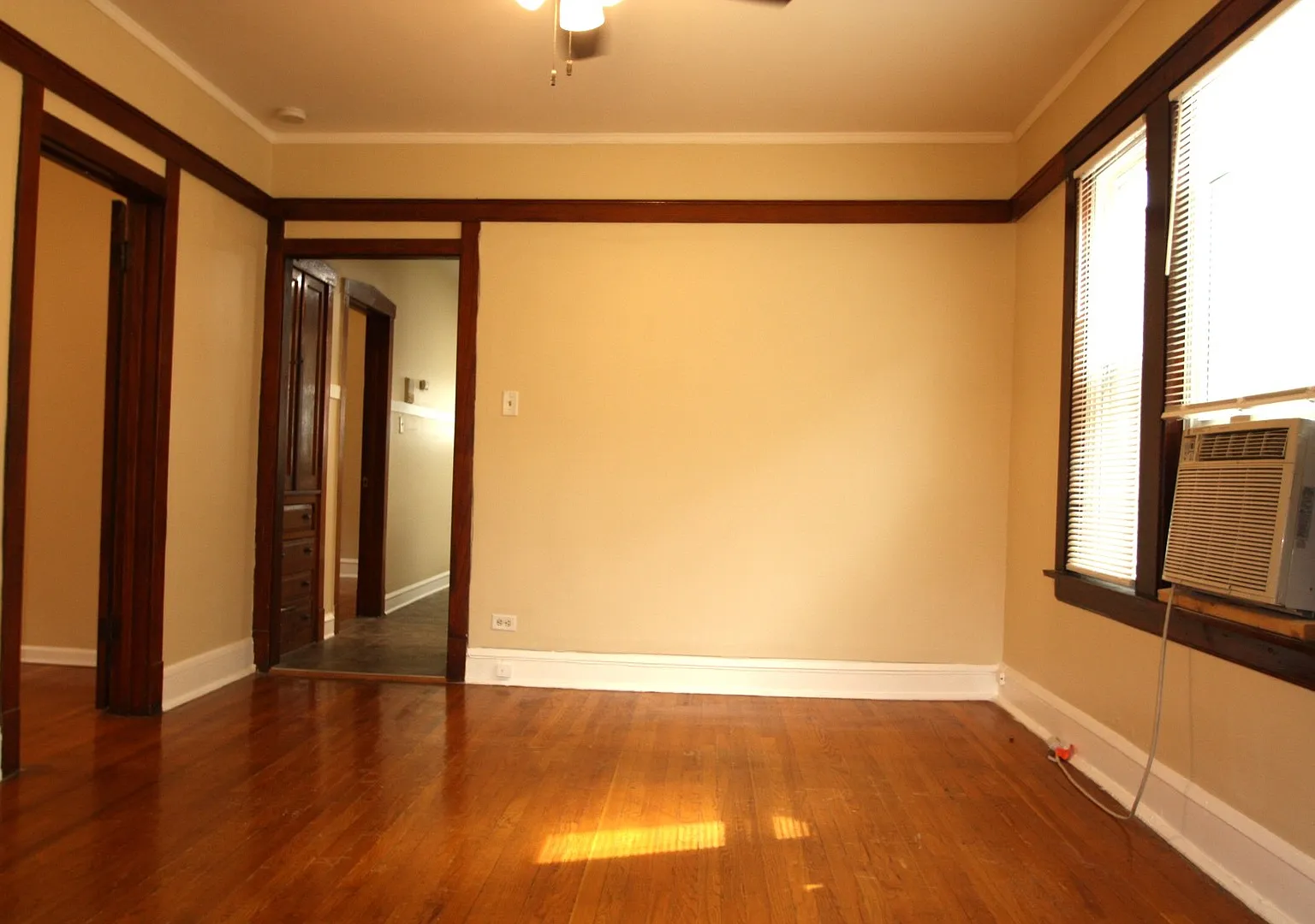 3 bed, 2544 sqft, $1,750 — Photo 4