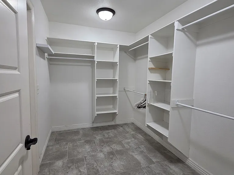 530 Joshua Pass — Photo 14