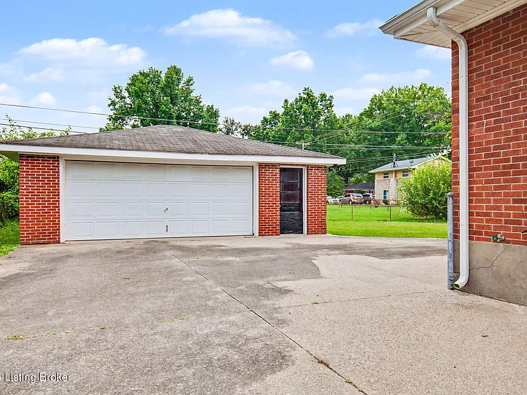 3026 Klonway Dr — Photo 15