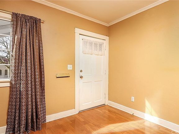 5th image of 3000 Glenrose Ave