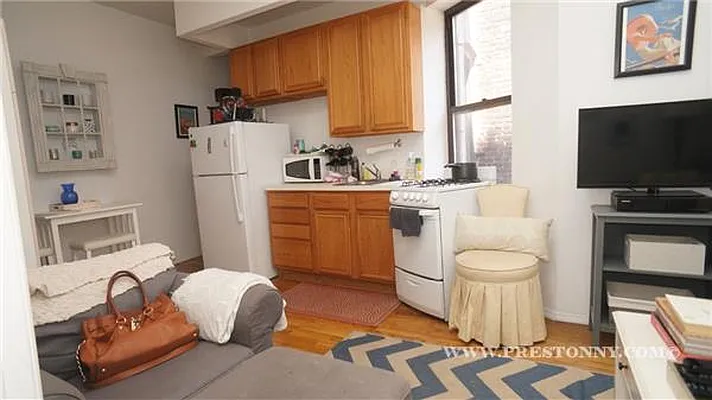 Rented by JM Preston Properties LLC | media 18