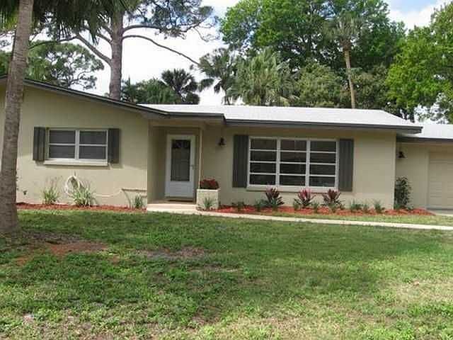 1st image of 1545 31st Ave