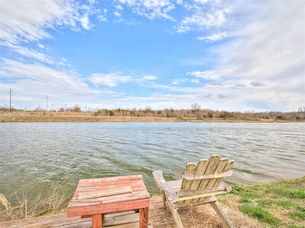 1612 Brook Dr, Choctaw, OK 73020