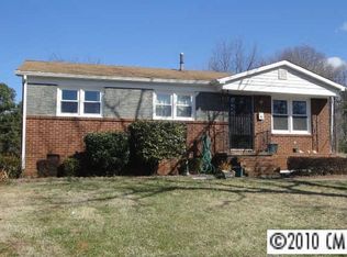 215 Mattoon St, Charlotte, NC 28216