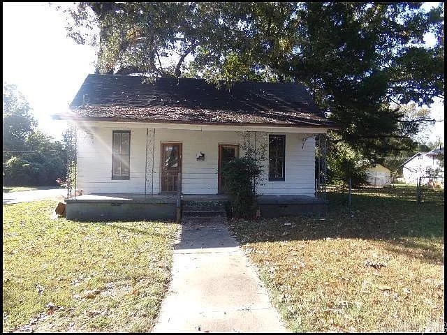 2 bed, 2.0 bath, 1232 sqft, $875 — Photo 1