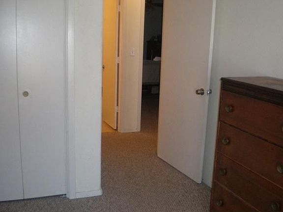 5th image of 635 Magnolia Ln
