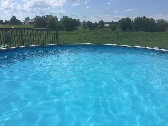 Partial Deck around 24' Pool