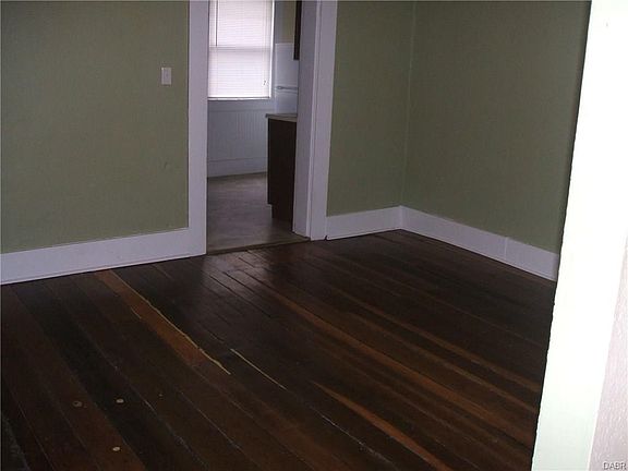 2nd image of 18 Tecumseh St
