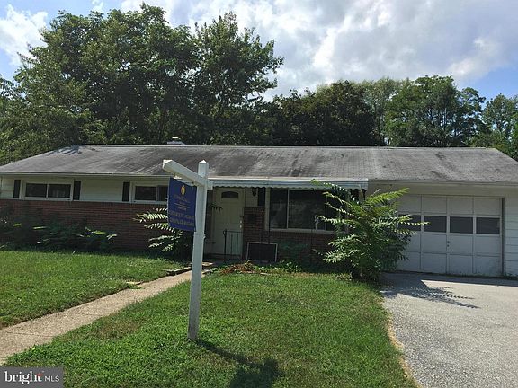 2nd image of 526 King Malcolm Ave