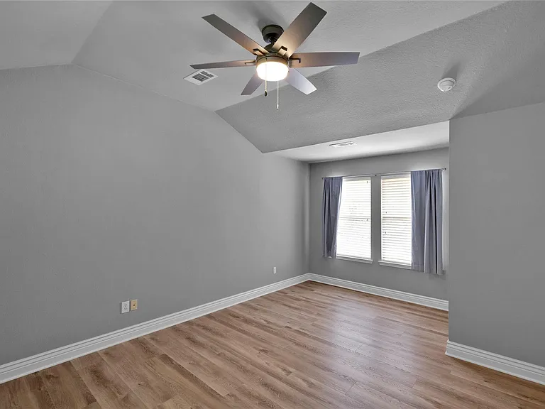 63 Woodlily Pl — Photo 14