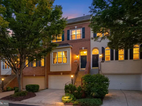 4645 Latrobe Pl, Alexandria, VA 22311
