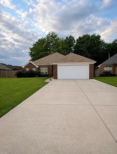 705 Evanwood Dr Photo 1