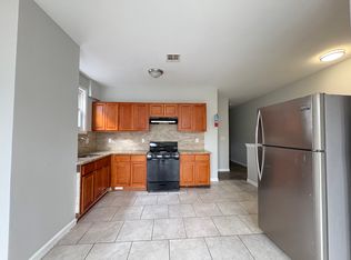 385 S 20th St #2L, Newark, NJ 07103