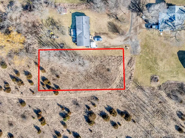 518 W Silver St, Reading, MI 49274