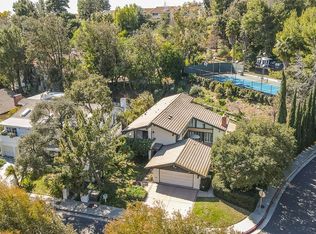 2891 Nicada Dr, Los Angeles, CA 90077