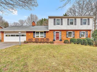 2332 Stallion Cir, Roanoke, VA 24018