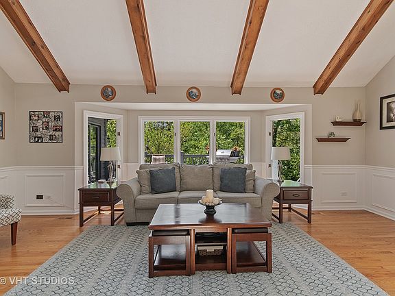 5th image of 2245 River Woods Dr
