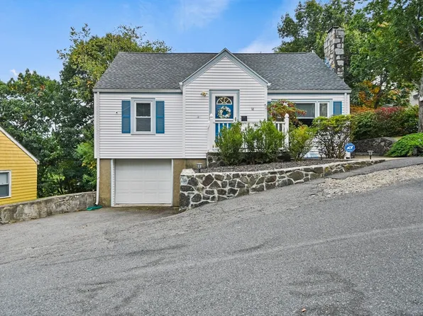 16 Bradford Ter, Lynn, MA 01905