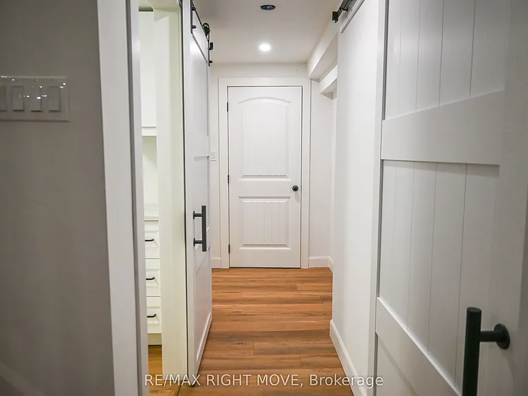 4287 Huronia Rd — Photo 27