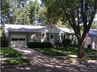4012 E Claudette Dr, Sioux Falls, SD 57103