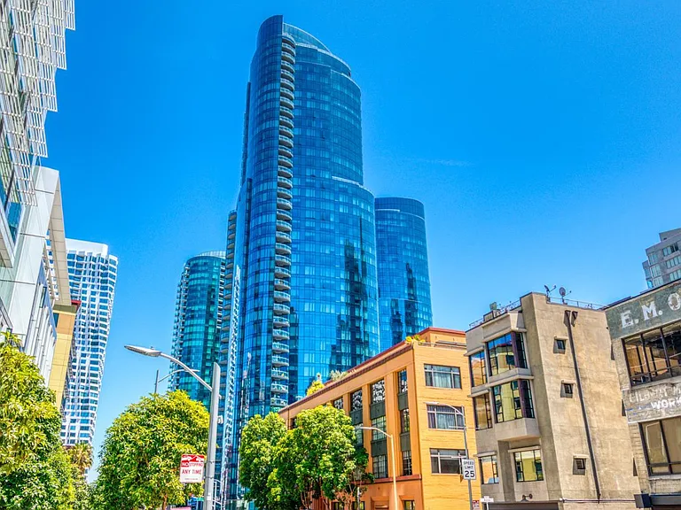 201 Folsom St #23F — Photo 20