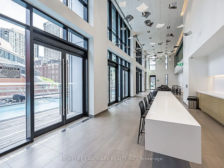 1 Yorkville Ave #2409 — Photo 22