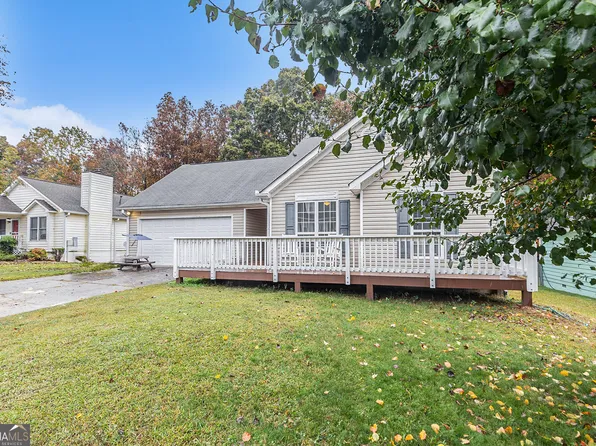 211 Greystone Dr, Carrollton, GA 30116