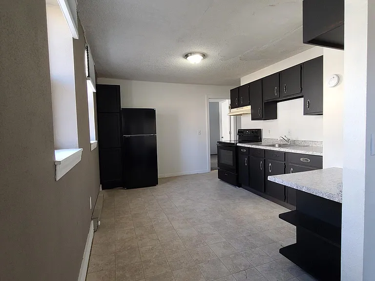 205 S Main St #5 — Photo 8