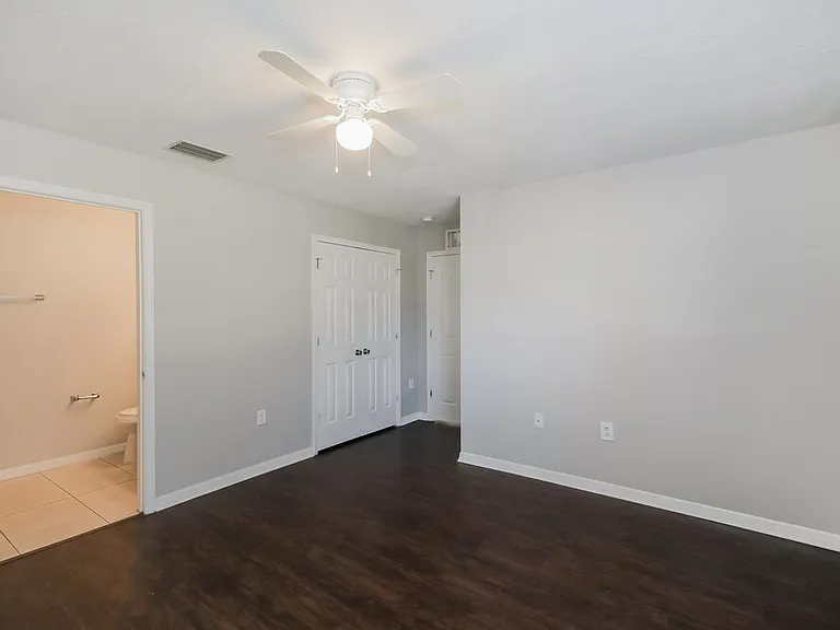 2408 E 31st Ave — Photo 9