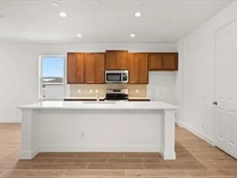 7731 Scicli Way — Photo 9