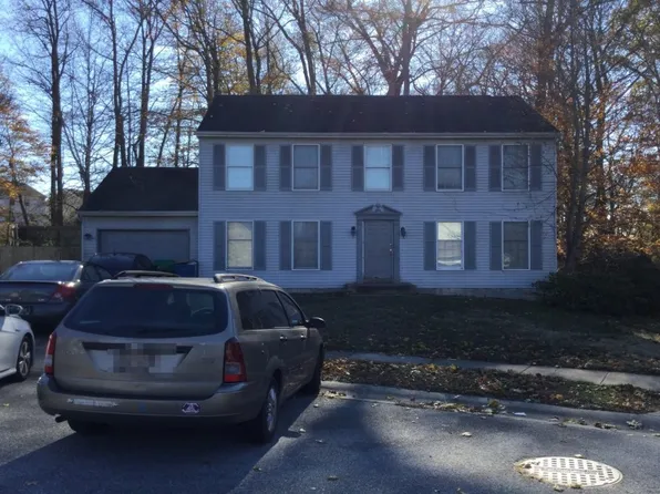 7 Greenwich Ct, Newark, DE 19702