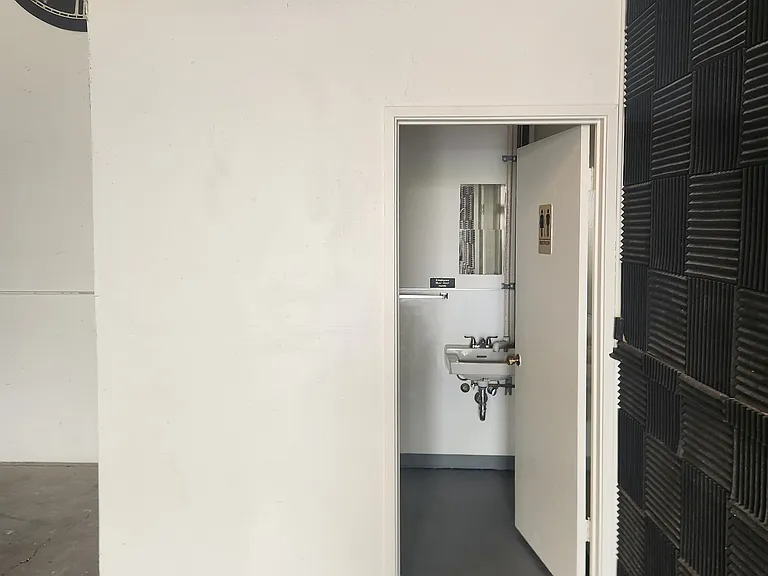 1525 Francisco Blvd E #1 — Photo 11