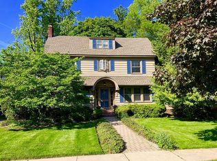 8 Vera Pl, Montclair, NJ 07042