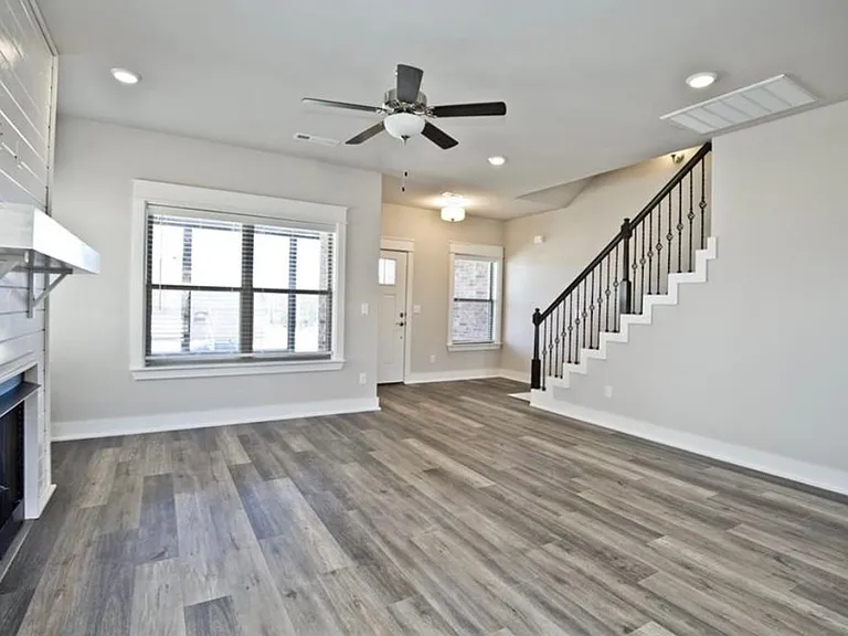 3604 Brittany Rd — Photo 18