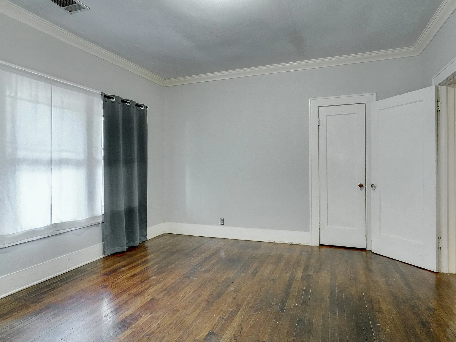 3 bed, 1904 sqft, $2,400 — Photo 4