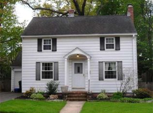 670 Allen St, Springfield, MA 01118