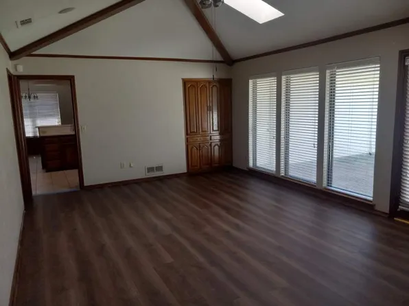 3225 Cross Bend Rd, Plano, TX 75023