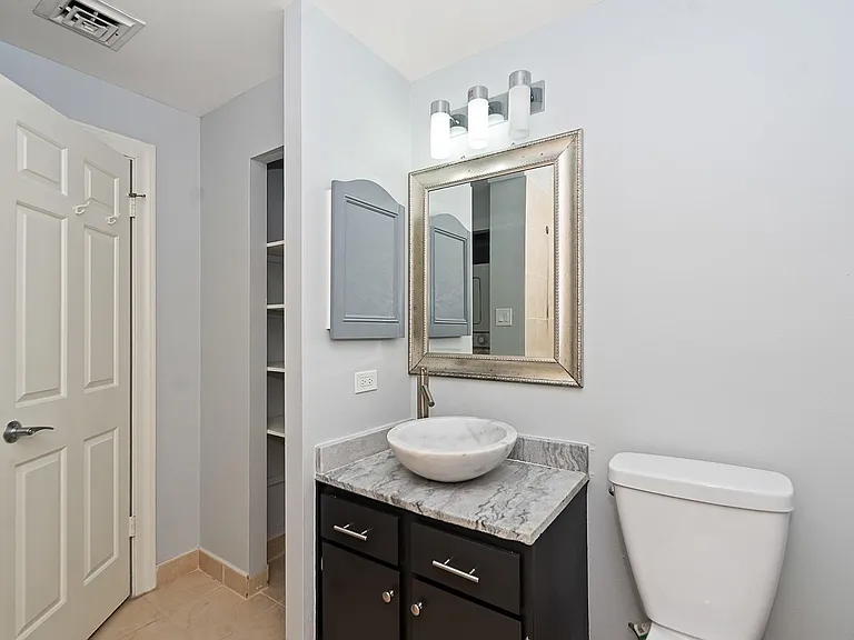 661 Bering Dr #504 — Photo 17