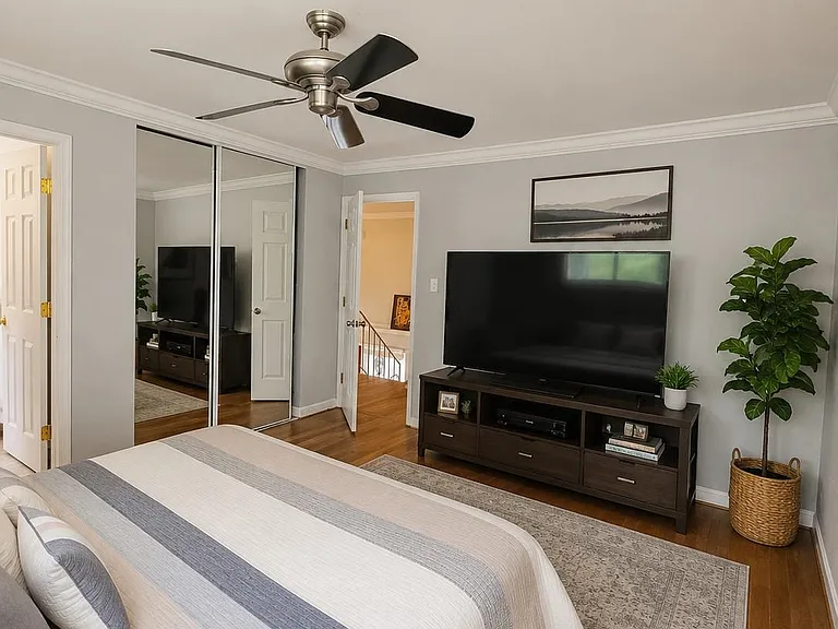 8913 Cromwell Dr — Photo 14