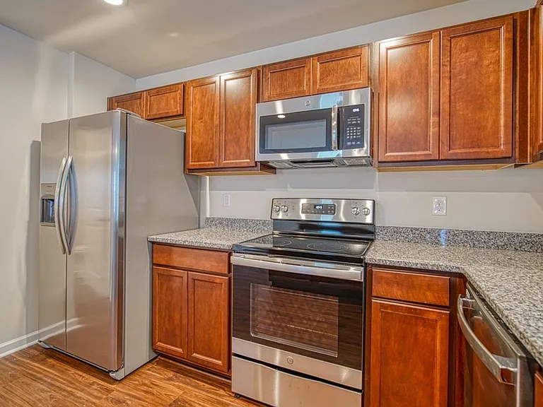 572 Millsgate Cir — Photo 19