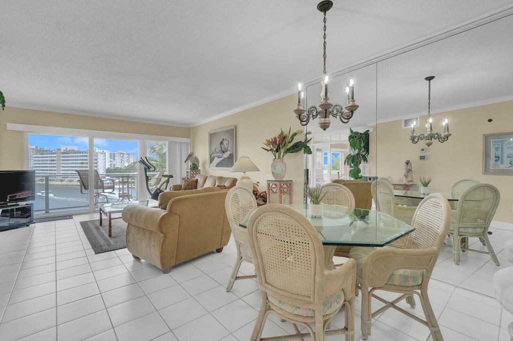 140 NE 28th Avenue #502, photo 3