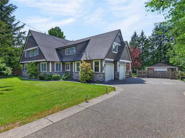 5113 Frederick Pl, Comox Valley, BC V9J 1S6