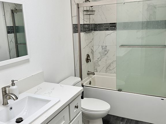 4th image of 1617 Greenfield Ave #11